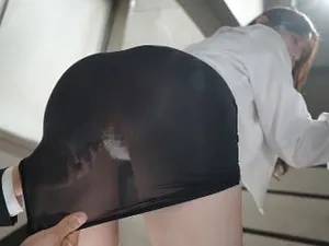 Thịt con ghệ cô bé ngon nuột nà tại nhà riêng