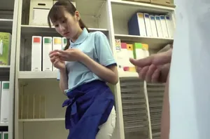 Hãy nộp đơn để trở thành chuyên gia selfie! 100% bản gốc! Dùng con cặc của bạn để trêu chọc con chó cái mới trưởng thành, và cô ấy trông thật say sưa khi ăn con cặc đó!